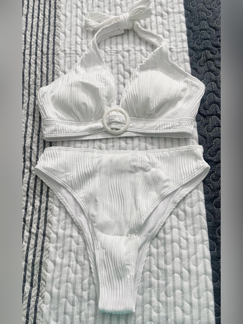 Amazon White Ribbed Halter Bikini Set with Ring Detail - NWOT - M